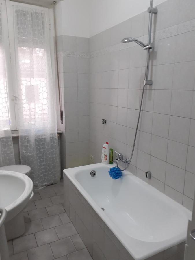 Ferienwohnung La Casa Di Luca Asti Exterior foto